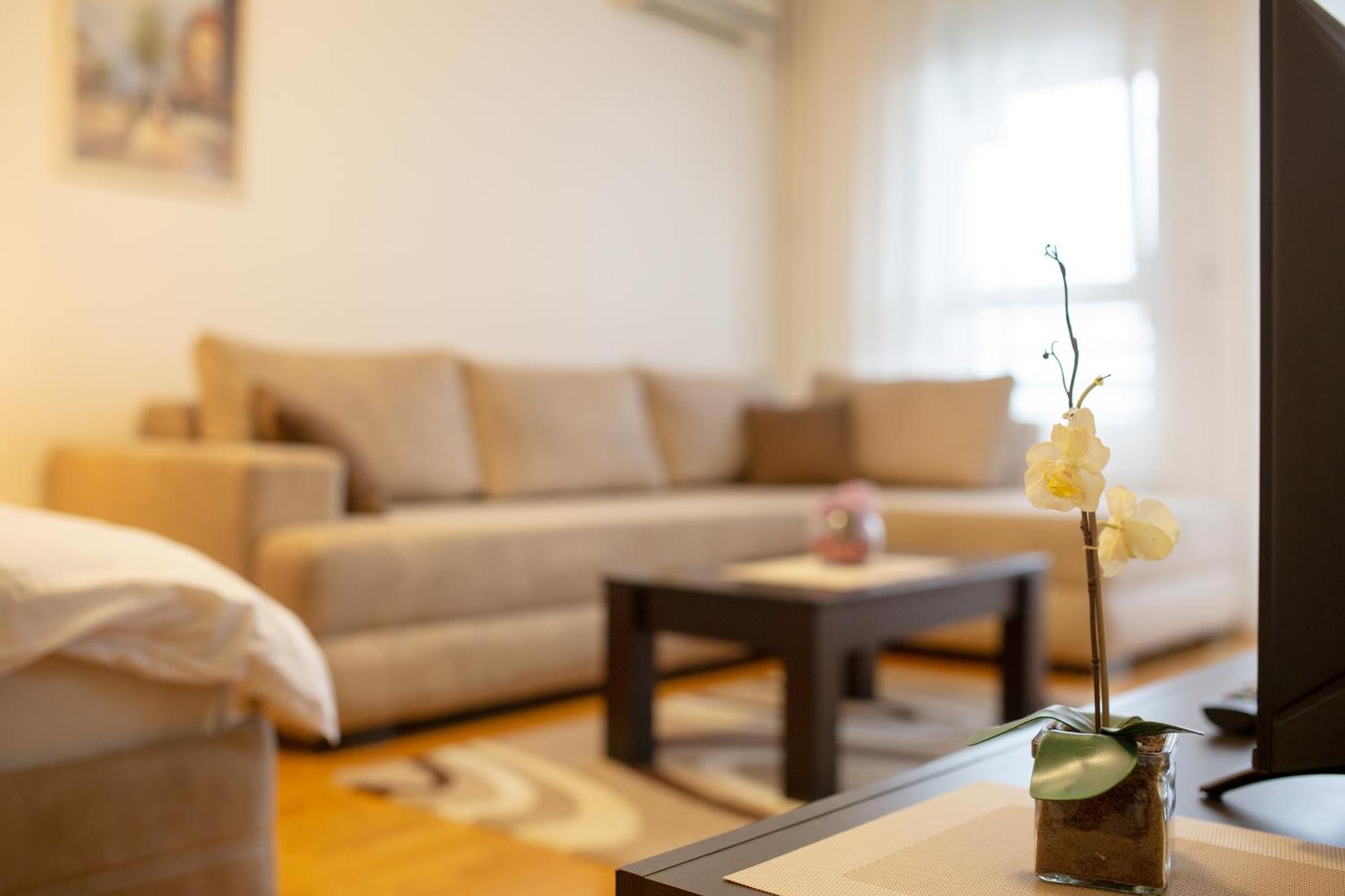 Delta Residence Belville Belgrad Zimmer foto